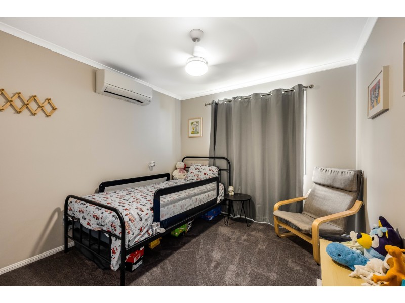 13 Bunya Street, Kearneys Spring QLD 4350