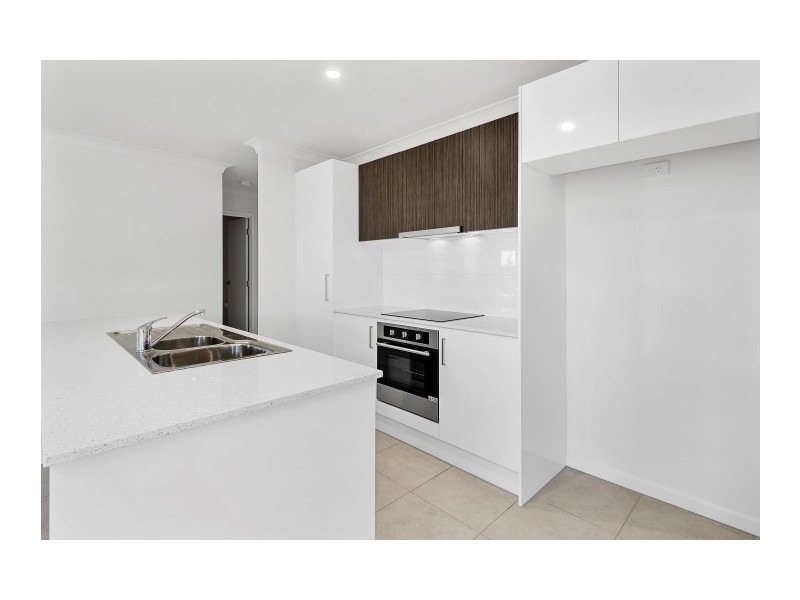 1/10 Rosenstengel Street, Darling Heights QLD 4350