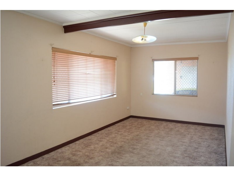 2/122a Russell Street, Toowoomba City QLD 4350