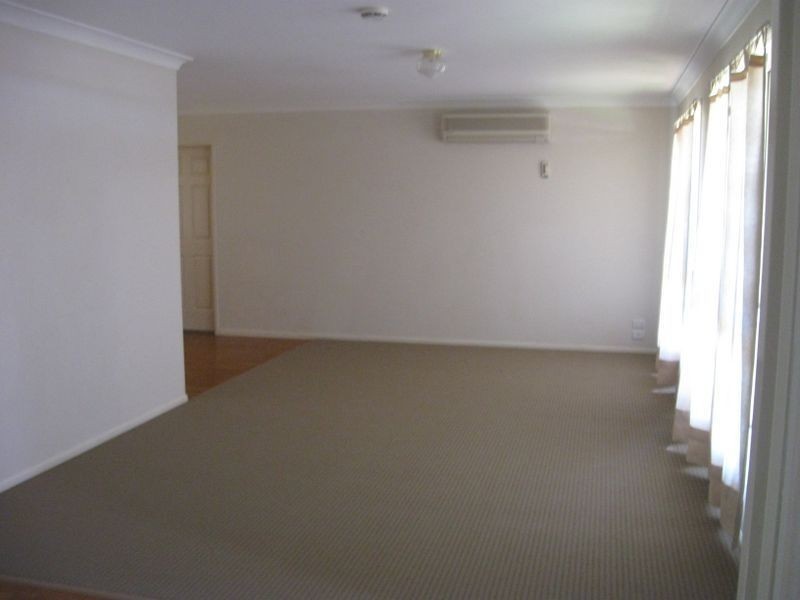 18 Evergreen Court, Glenvale QLD 4350