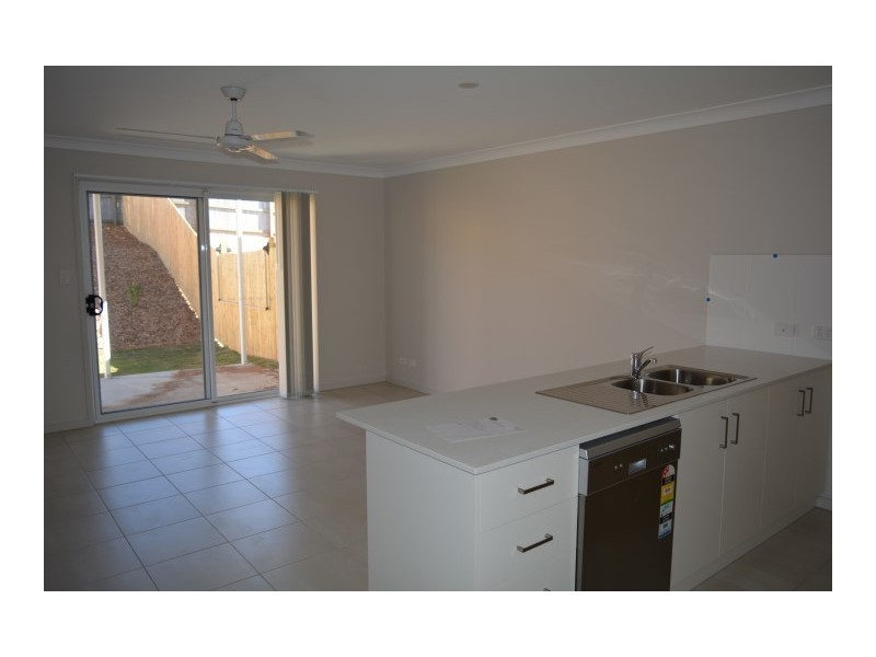 4a Sophia Crescent, Cotswold Hills QLD 4350