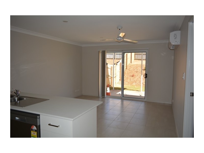 4b Sophia Crescent, Cotswold Hills QLD 4350