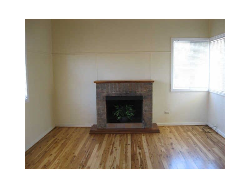 44 Llewellyn Street, Centenary Heights QLD 4350