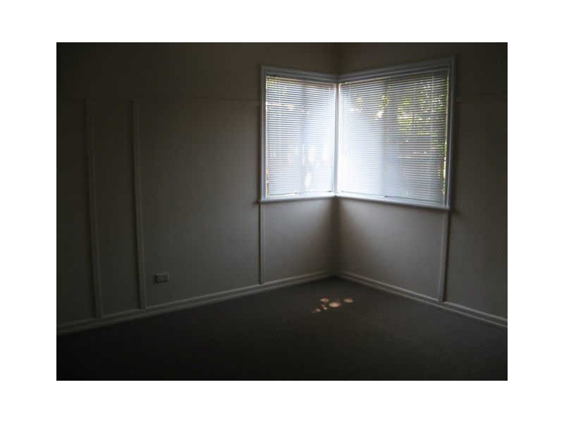 44 Llewellyn Street, Centenary Heights QLD 4350