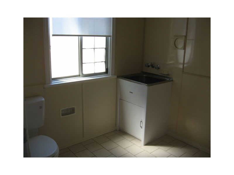 44 Llewellyn Street, Centenary Heights QLD 4350