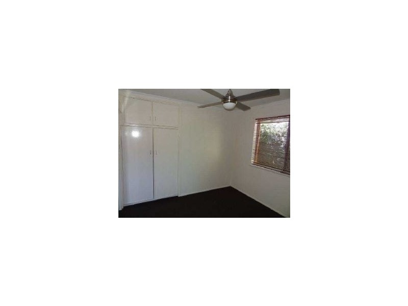 4/372 Tor Street, Newtown QLD 4350