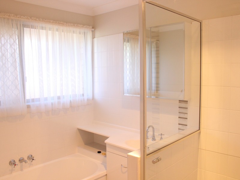 24 Rachel Street, Darling Heights QLD 4350