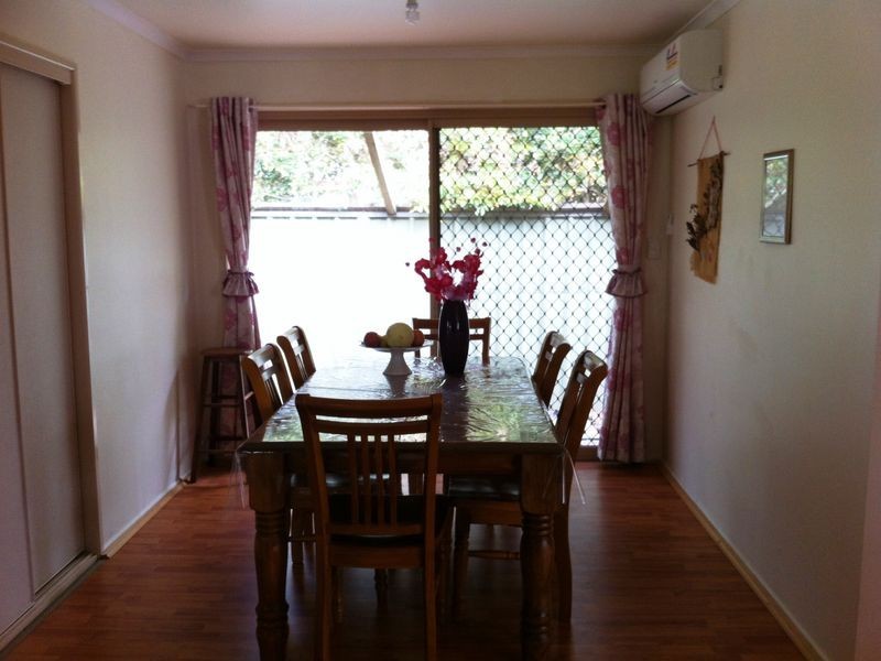 10 Poinsettia Street, Middle Ridge QLD 4350