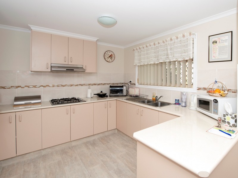 9/4-6 Glenfield Court, Middle Ridge QLD 4350