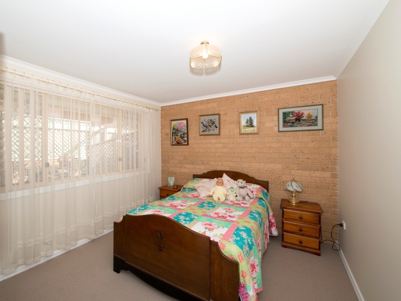 9/4-6 Glenfield Court, Middle Ridge QLD 4350