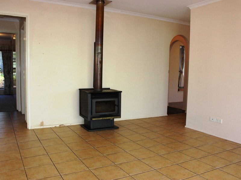 44 Broadfoot Street, Kearneys Spring QLD 4350