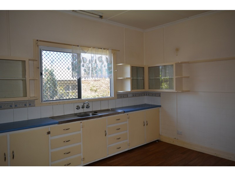 35 Joyce Street, South Toowoomba QLD 4350