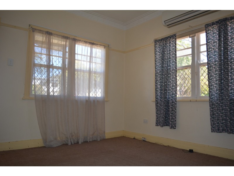 35 Joyce Street, South Toowoomba QLD 4350