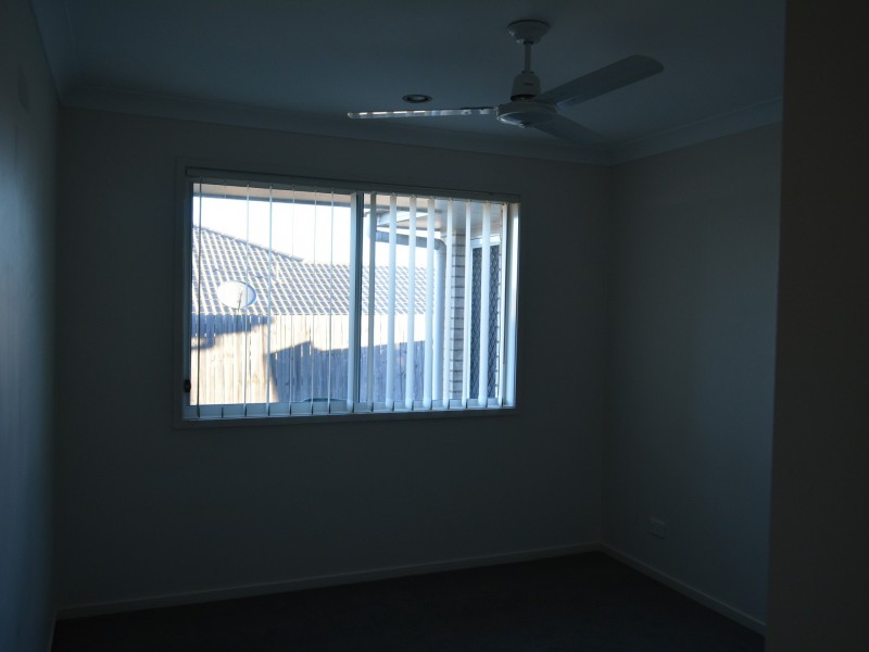 8 Huon Drive, Glenvale QLD 4350