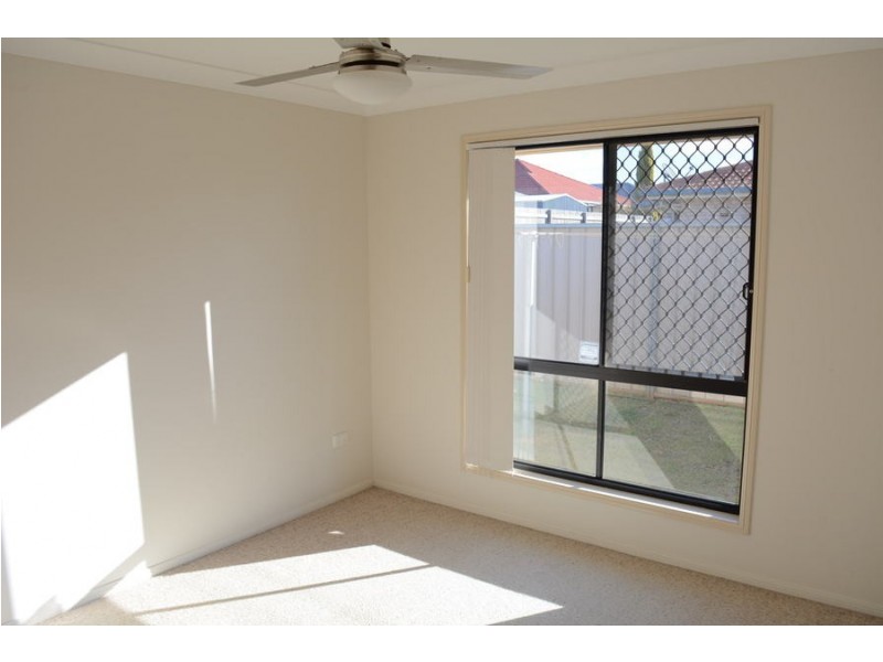 6 Pillar Street, Middle Ridge QLD 4350