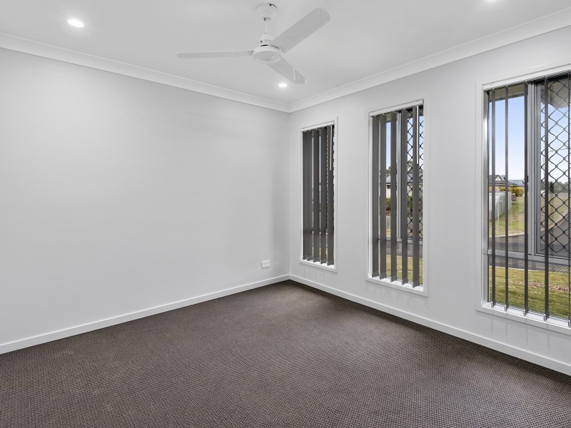 69 Barlow Street, Cranley QLD 4350