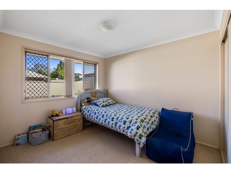 20 Mengel Court, Middle Ridge QLD 4350