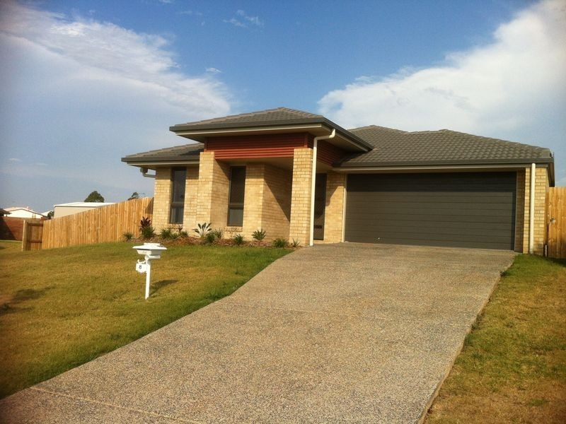8 Koel Crescent, Highfields QLD 4352