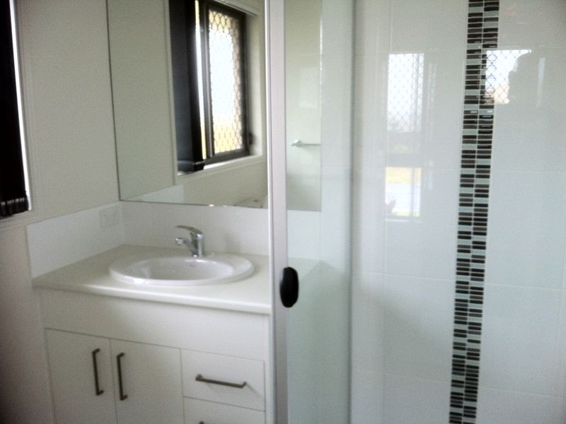 8 Koel Crescent, Highfields QLD 4352