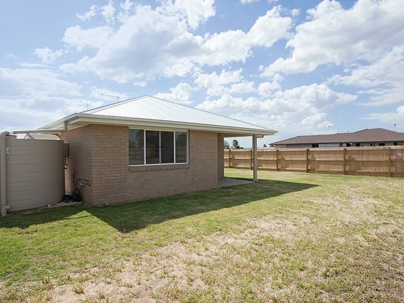 54 Neville Street, Clifton QLD 4361