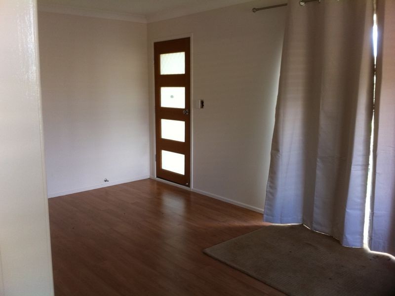 5 Martini Street, Mount Lofty QLD 4350