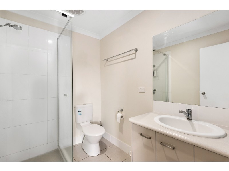 2 Esmeralda Street, Cambooya QLD 4358