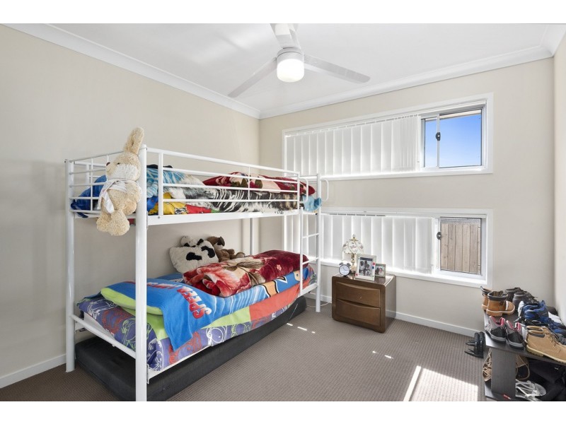 1&2/6 Samuel Court, Darling Heights QLD 4350