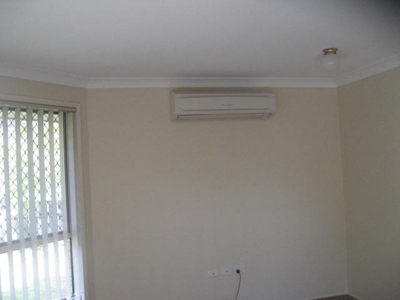 2/5 Beer Court, Kearneys Spring QLD 4350