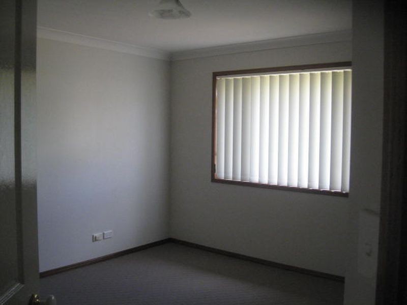 12 Emma Drive, Kearneys Spring QLD 4350