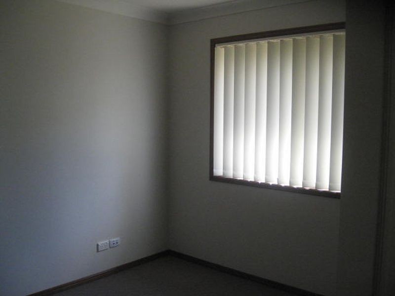 12 Emma Drive, Kearneys Spring QLD 4350