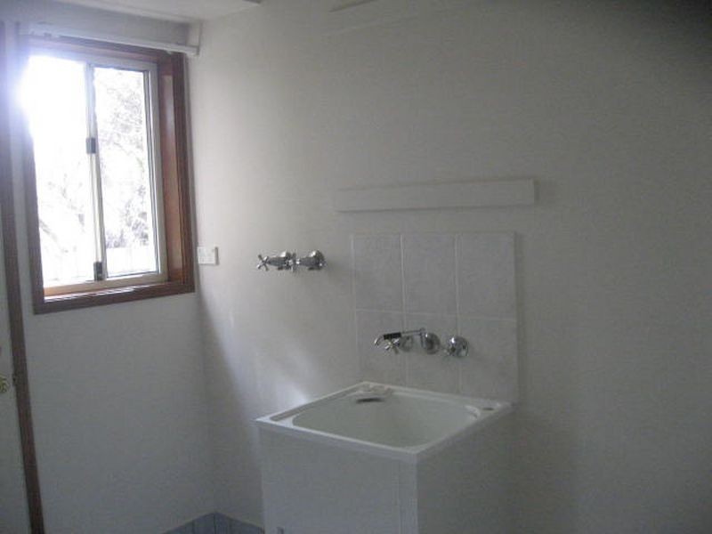 12 Emma Drive, Kearneys Spring QLD 4350