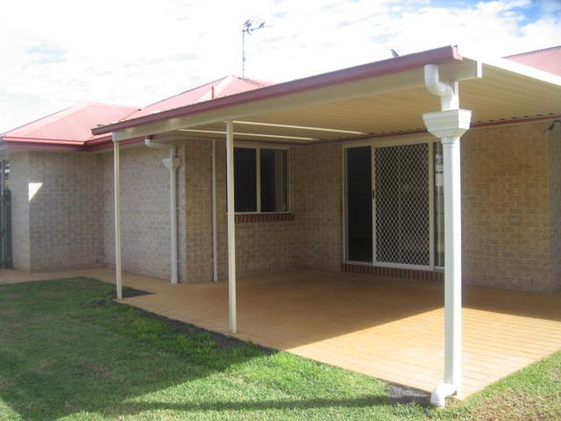 12 Emma Drive, Kearneys Spring QLD 4350