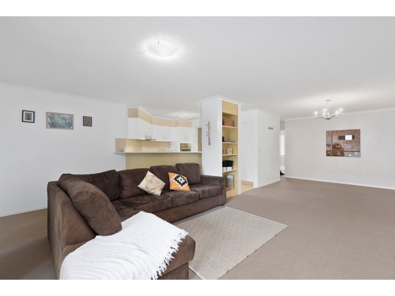 16/367 Margaret Street, Newtown QLD 4350