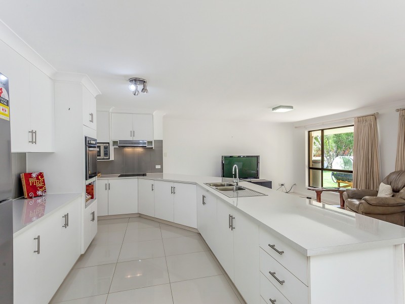 42 Bowen Street, Helidon QLD 4344