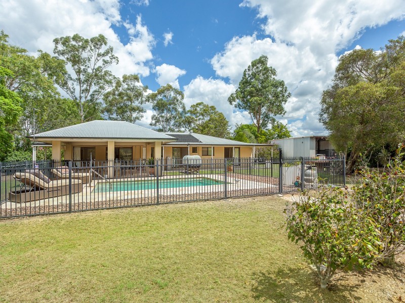 42 Bowen Street, Helidon QLD 4344