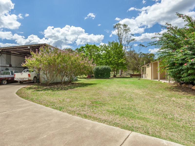 42 Bowen Street, Helidon QLD 4344