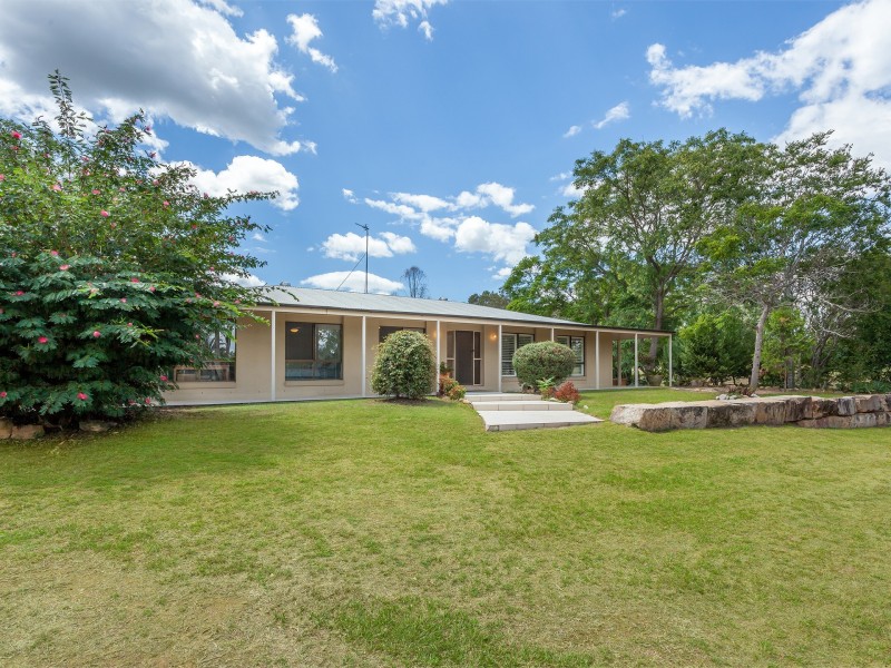 42 Bowen Street, Helidon QLD 4344