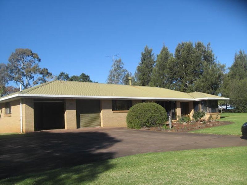 121 Baker Street, Darling Heights QLD 4350