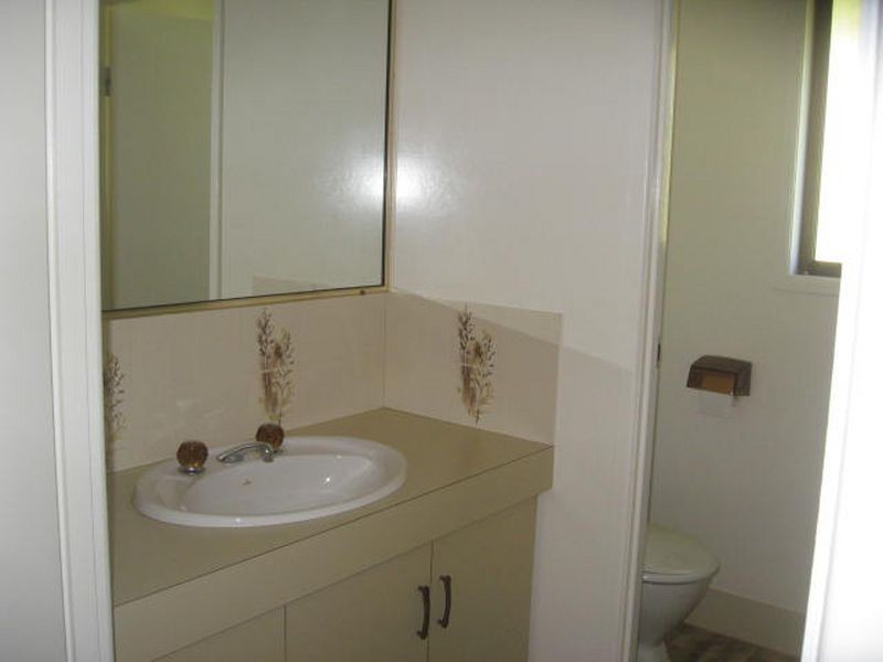 121 Baker Street, Darling Heights QLD 4350