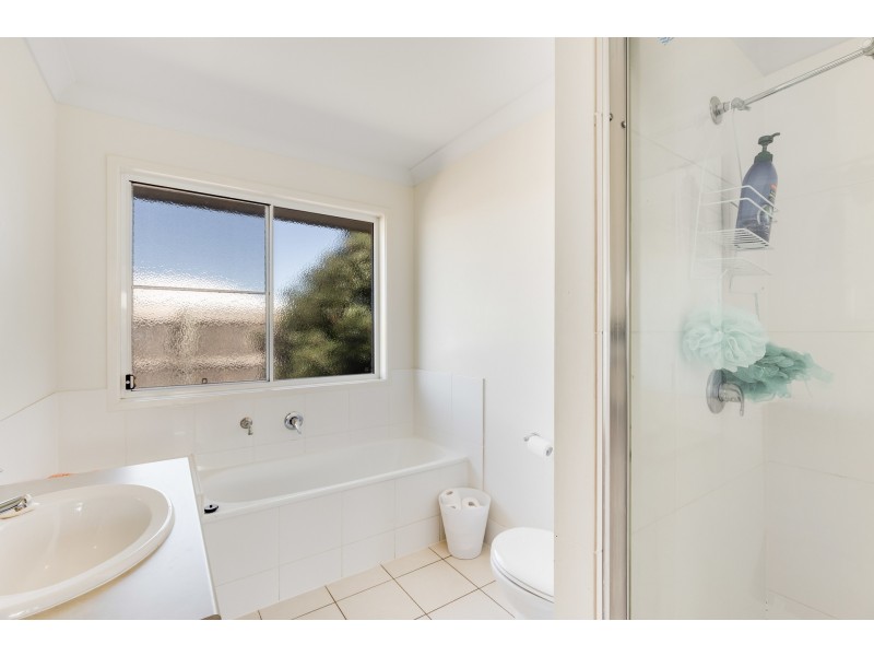 54 Neville Road, Clifton QLD 4361