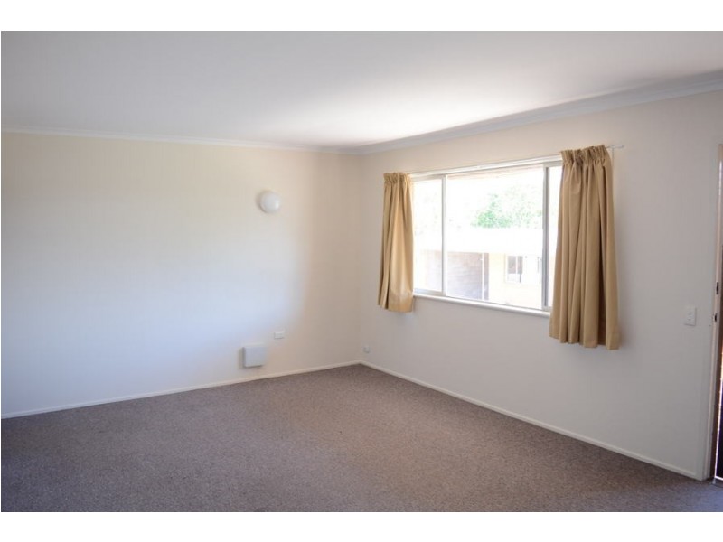 1/66 Pascoe Lane, Harlaxton QLD 4350