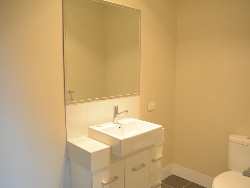 1/1 Sunset Drive, Glenvale QLD 4350