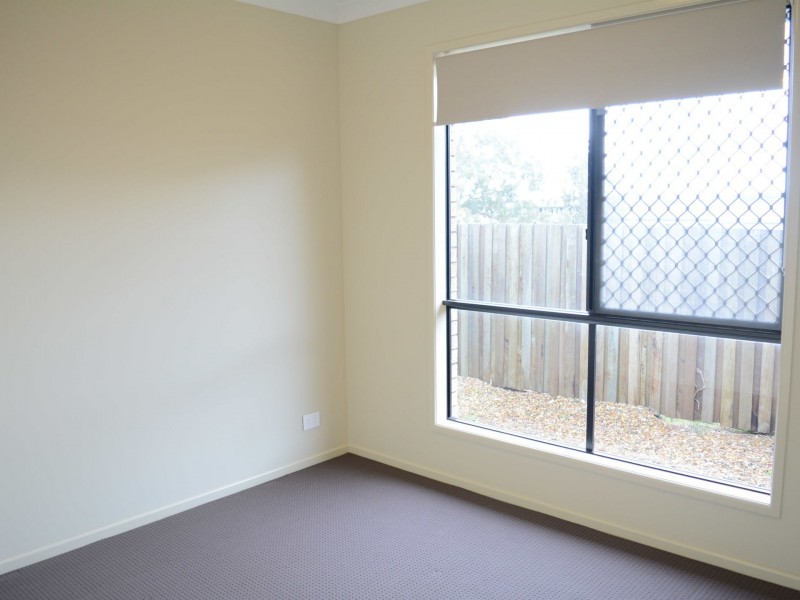 1/1 Sunset Drive, Glenvale QLD 4350