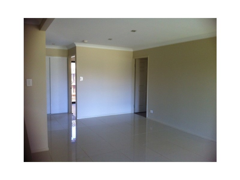 1/7 Amity Court, Harristown QLD 4350