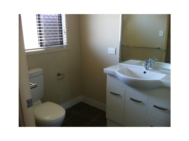 1/7 Amity Court, Harristown QLD 4350