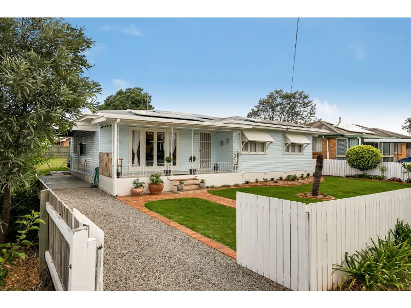 16 Tomkinson Street, Wilsonton QLD 4350