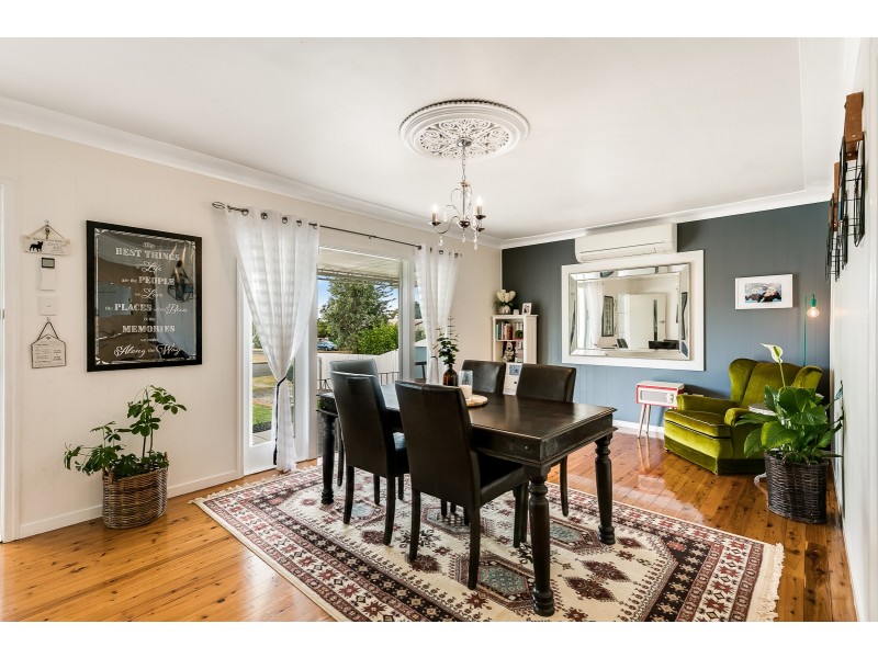 16 Tomkinson Street, Wilsonton QLD 4350