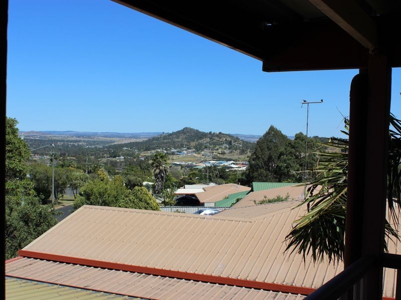 21 Poinciana Street, Newtown QLD 4350