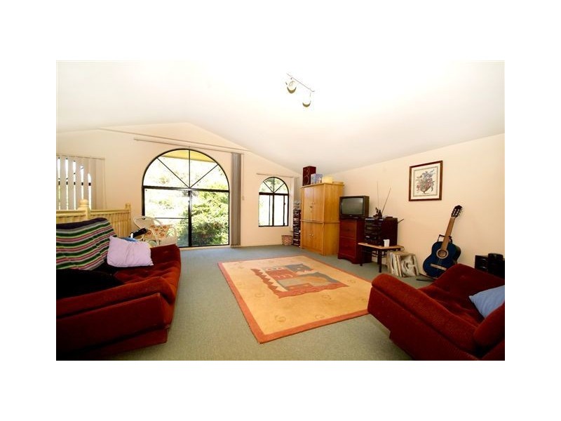 16 Murphys Creek Road, Blue Mountain Heights QLD 4350