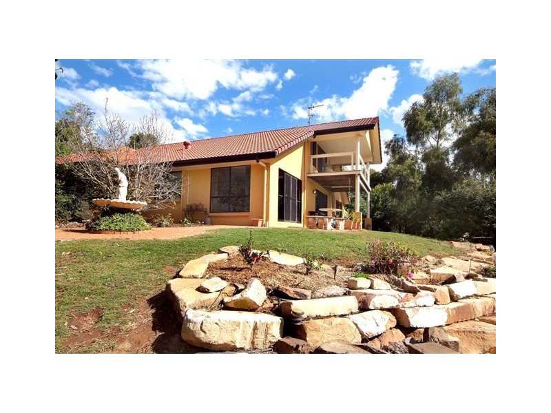 16 Murphys Creek Road, Blue Mountain Heights QLD 4350